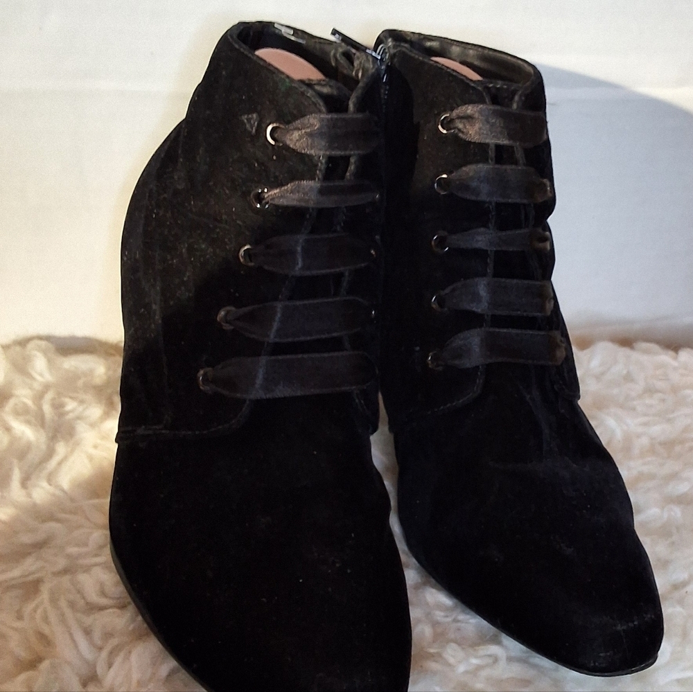 Expressions Black Velveteen Granny Ankle Boots 9.5 - Picture 12 of 16